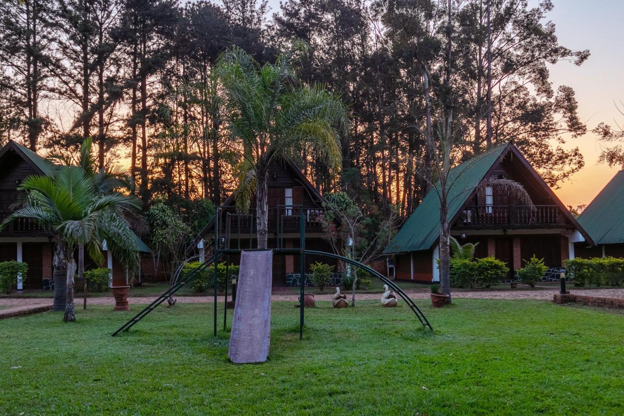 Cabanas El Refugio Del Mensu Puerto Iguazú Zewnętrze zdjęcie