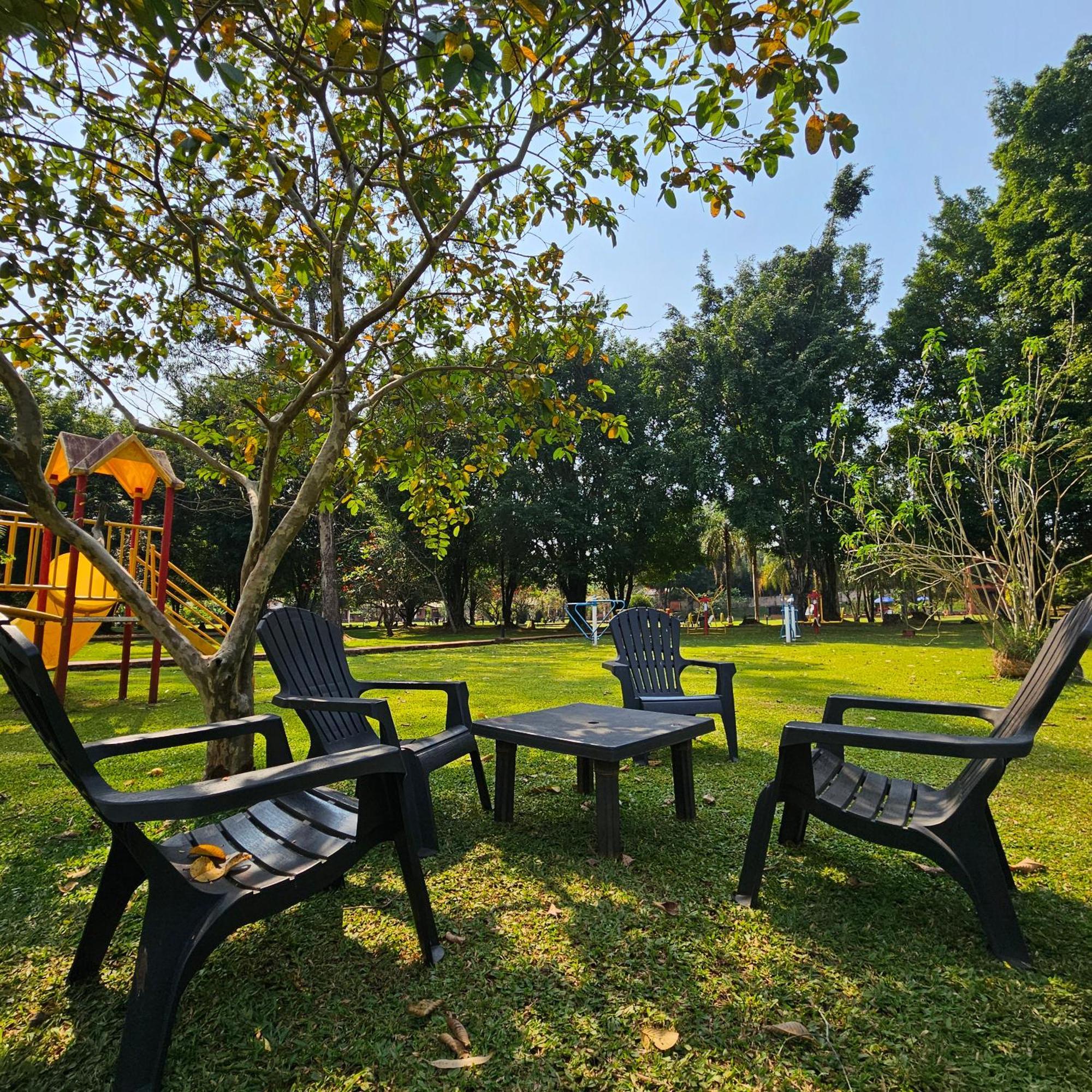 Cabanas El Refugio Del Mensu Puerto Iguazú Zewnętrze zdjęcie