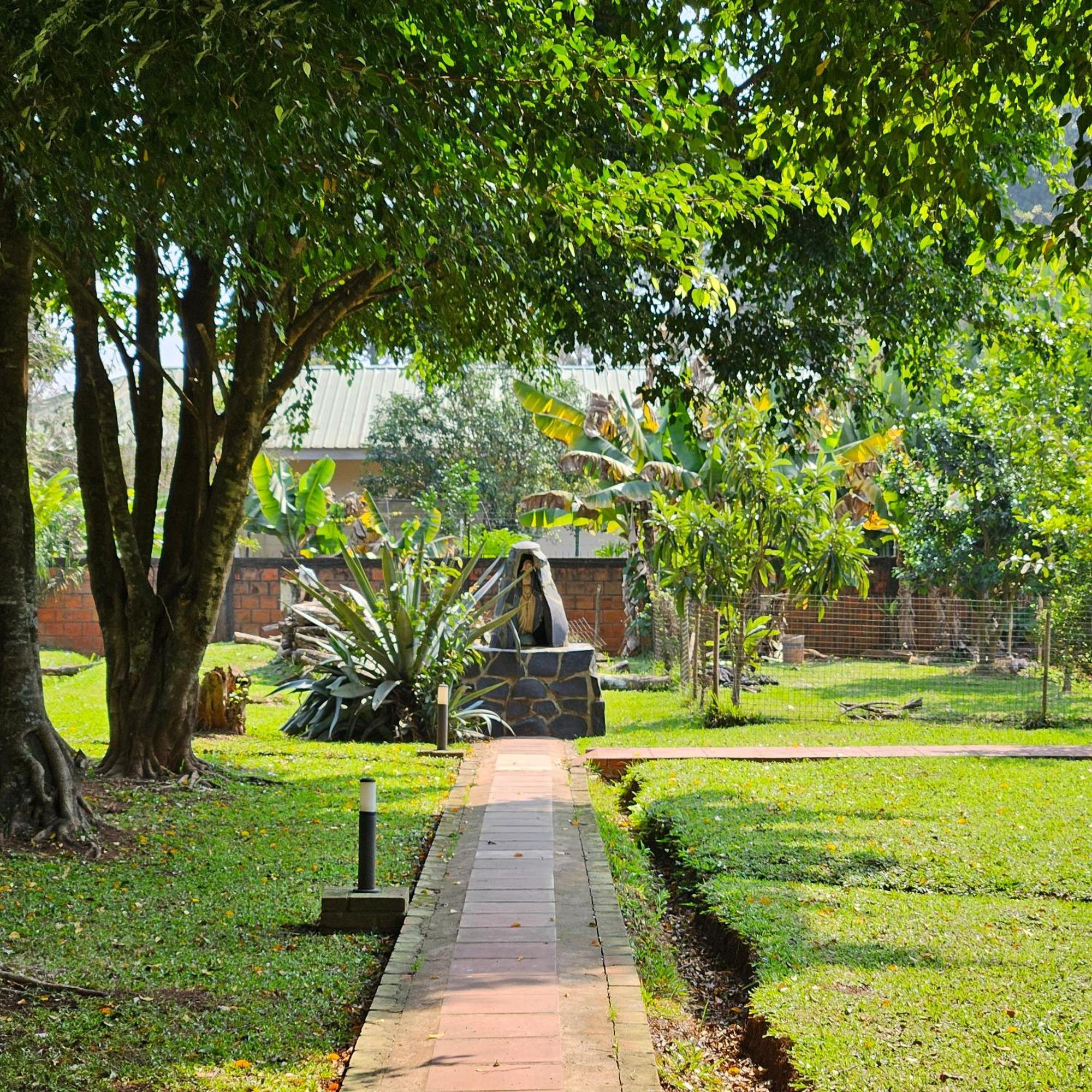 Cabanas El Refugio Del Mensu Puerto Iguazú Zewnętrze zdjęcie
